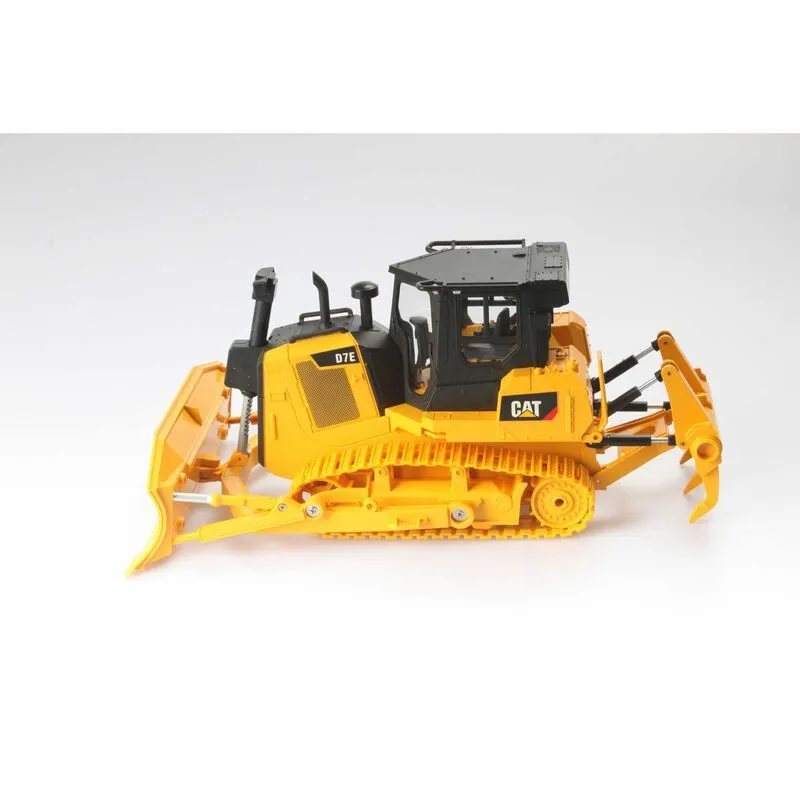 /img/50040-rc-bulldozer-maintenance.webp