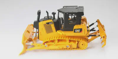 /img/50040-rc-bulldozer-maintenance.webp