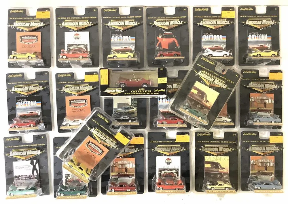 50051 american muscle authentics diecast camaro