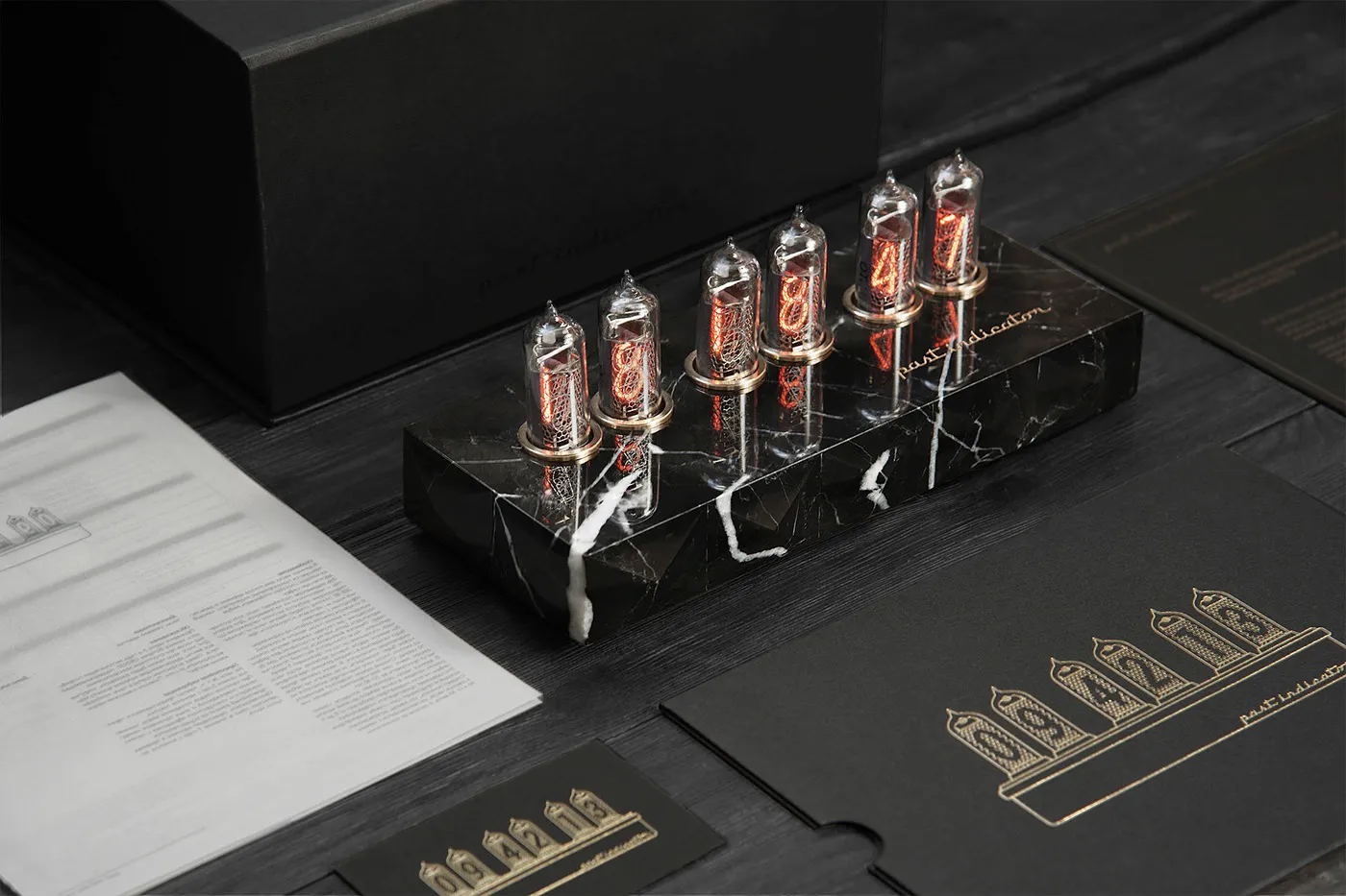 50080 diecast saturn v display