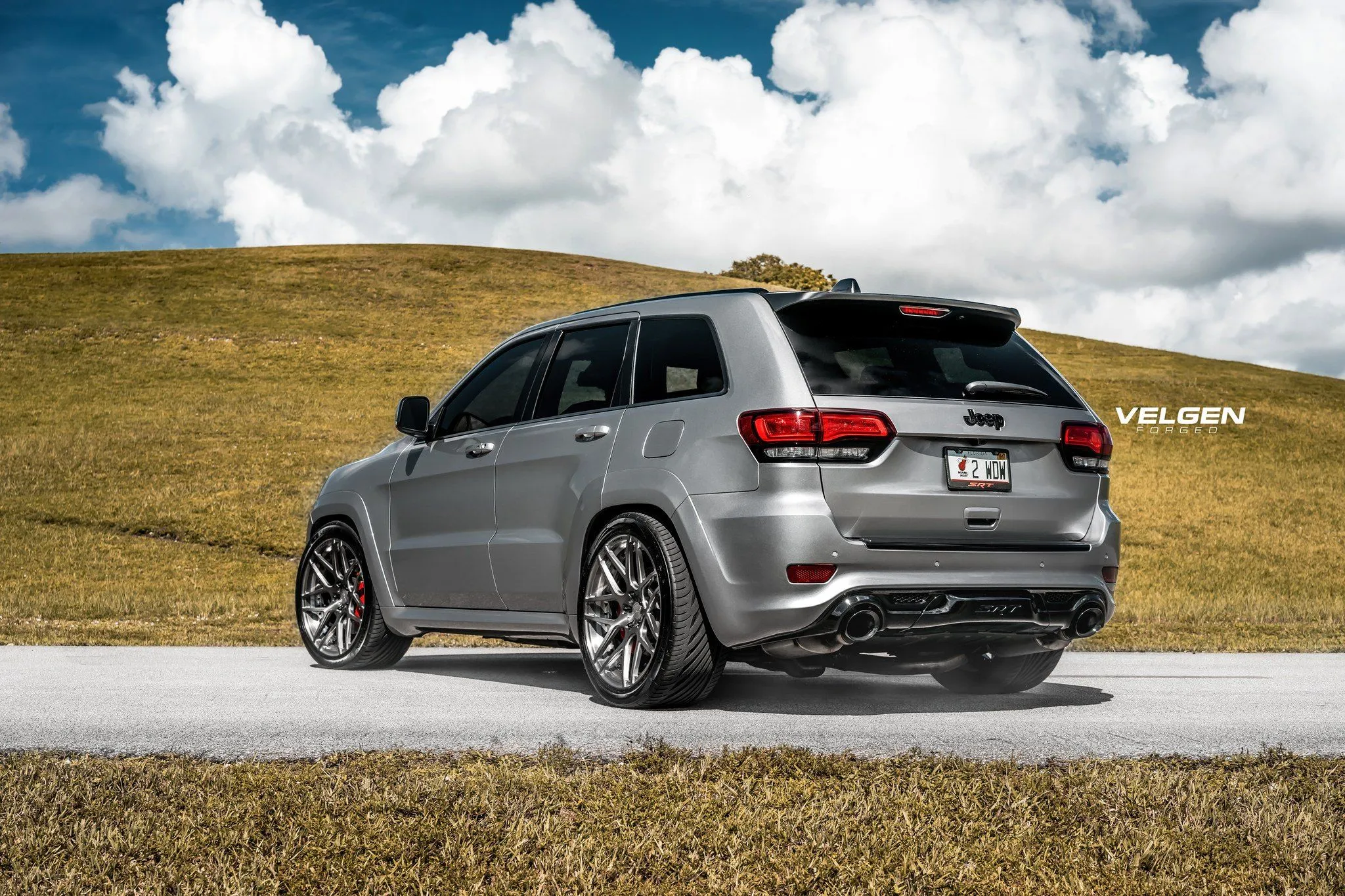 50100 diecast jeep srt overview