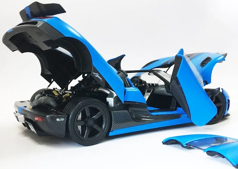 50120 diecast koenigsegg agera r 2