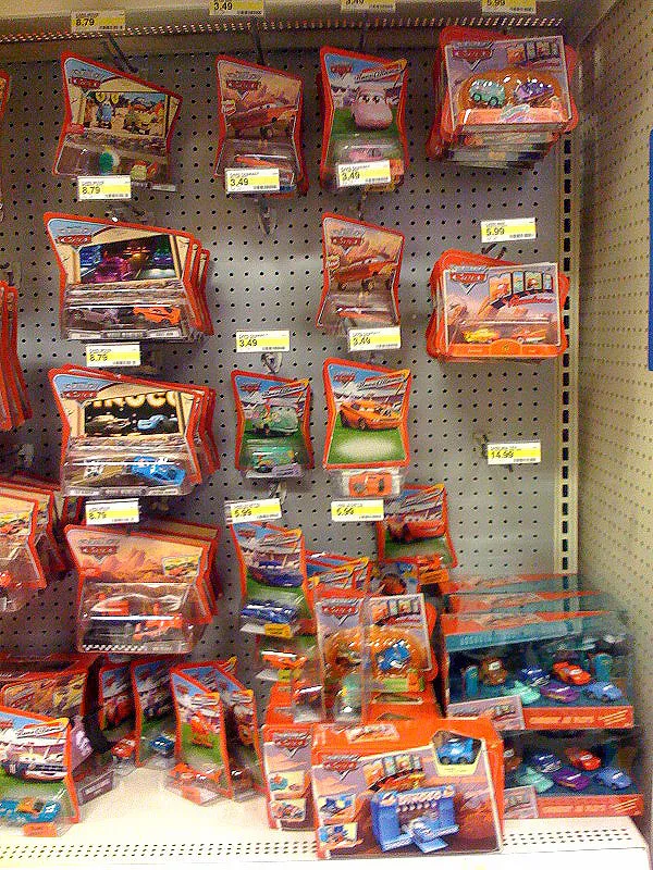 /img/50191-cars-2-diecast-display.webp