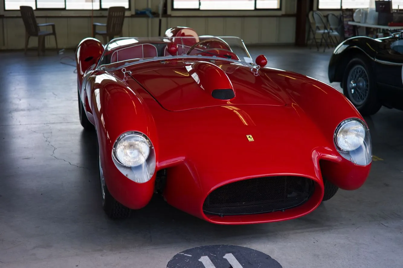 50238 ferrari 250 testa rossa diecast interior