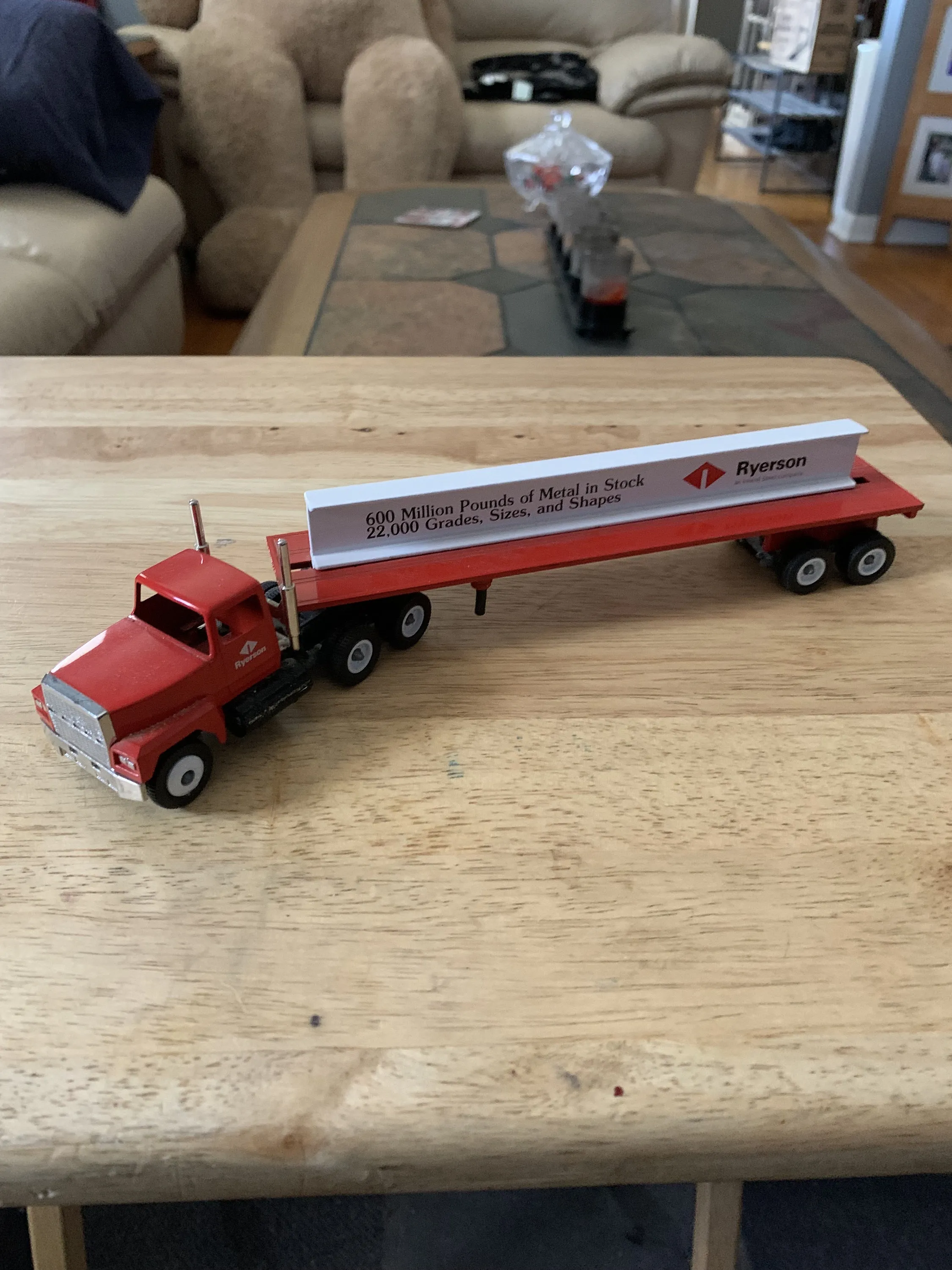 50270 volvo vnl diecast