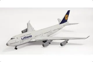 50272 inflight 500 diecast features