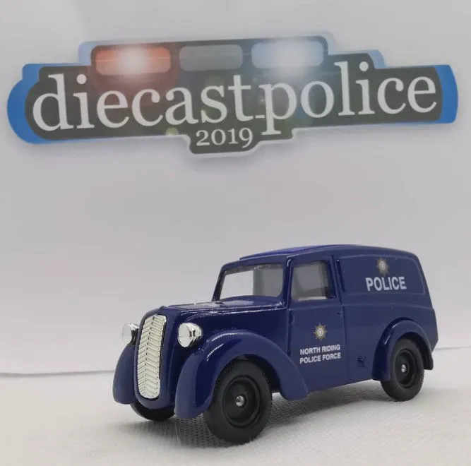 50274 chevrolet tahoe diecast