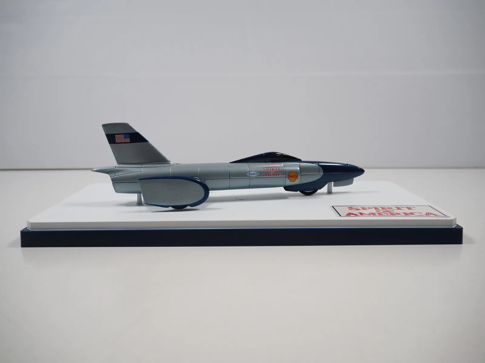 50298 diecast collection display